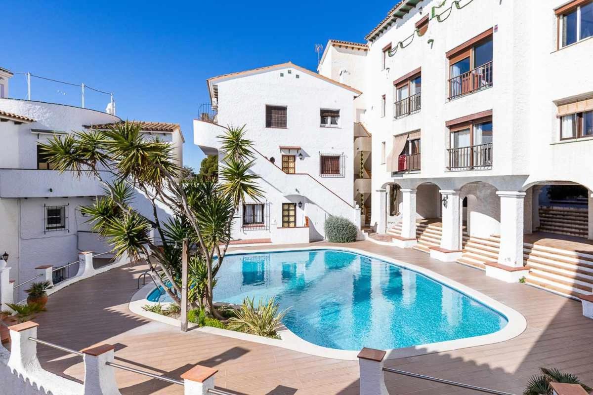 Alojate En Una Torre Sobre El Mar Apartment Sitges Exterior photo